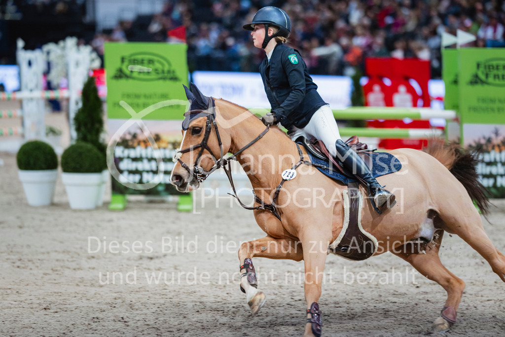 240119_Leipzig_PonyTrophy-609 | Deine schönsten Turniermomente als professionelle Fotos! Entdecke hochwertige Pferdesport-Fotografie im Online-Shop. Jetzt Fotos finden & bestellen!