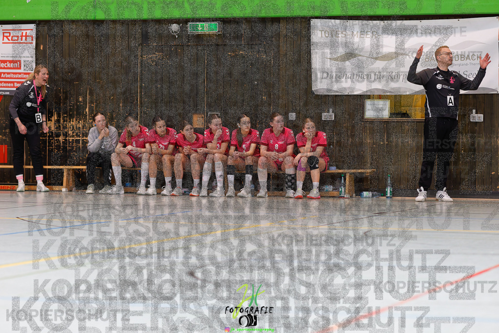 Hessenmeisterschaft wJC - Spiel um Platz 3; TuS Kriftel - SG Schenklengsfeld | Hessenmeisterschaft wJC - Spiel um Platz 3; TuS Kriftel - SG Schenklengsfeld am 22.03.2025 in Biedenkopf (Sporthalle Lahntalschule)Photo © 2025 - Jörg Heinrich - Realisiert mit Pictrs.com