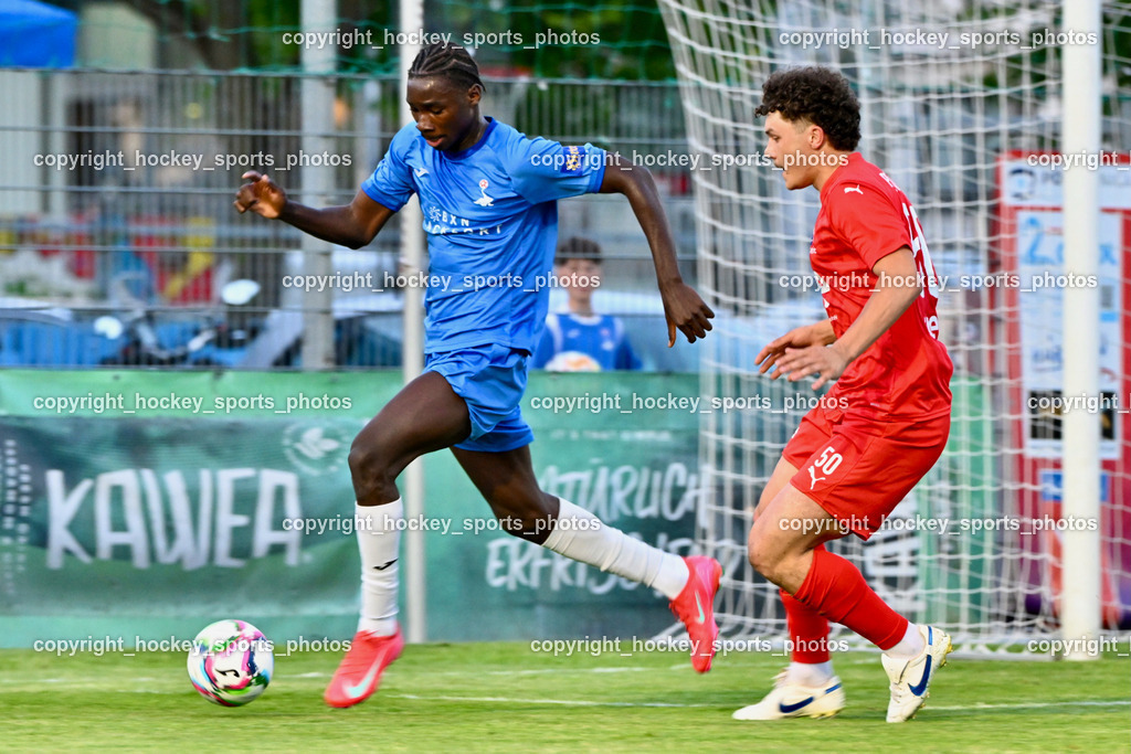 SAK vs. SC ST. Veit | #8 Issa Diakite SAK, #50 Davor Ponjavic SC St.Veit, SAK vs. SC ST. Veit, SAK vs. SC ST. Veit am 30.04.2025 in Klagenfurt (Sportpark Welzenegg), Austria, (Photo by Bernd Stefan)
