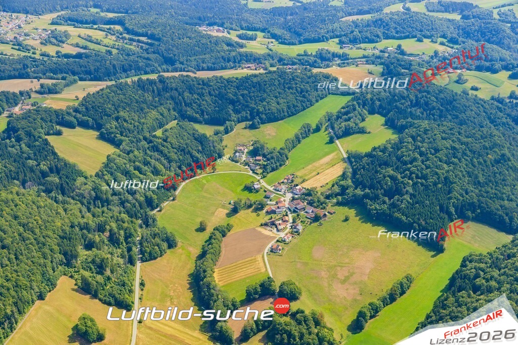 Luftaufnahme Wolfersreut Ringelai - Die Luftaufnahme wurde 2025 vom UL-Flugzeug heraus erstellt ( keine Drohne ) - Hochauflösende Luftaufnahme - für professionelle Ausdrucke geeignet. Die Geschenkidee !Mit Lizenz und Bildrechte bestellbar