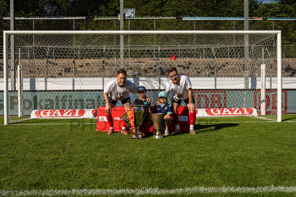 Stuttgarter Kickers vs. SG Sonnenhof Großaspach, Fussball, WFV-Pokal, Finale, 23.05.2026 | Leon Maier (SG Sonnenhof Großaspach, #20) und Loris Maier (SG Sonnenhof Großaspach, #27),Stuttgarter Kickers vs. SG Sonnenhof Großaspach, Fussball, WFV-Pokal, Finale, 23.05.2026
