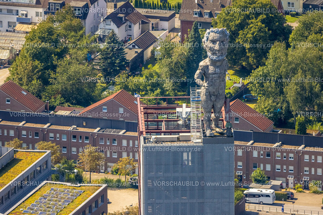 Gelsenkirchen240807255GE-Nord | Luftbild, Herkules von Gelsenkirchen Figur, Statue und Skulptur vom Künstler Markus Lüpertz auf dem Nordsternturm, Horst, Gelsenkirchen, Ruhrgebiet, Nordrhein-Westfalen, Deutschland