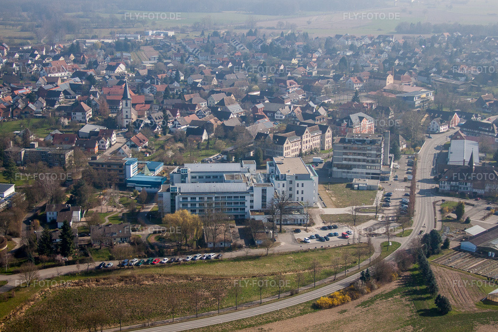 Luftbild: Klinikgelände des Krankenhauses Epilepsiezentrum Kork im Ortsteil Kork in Kehl im Bundesland Baden-Württemberg in Deutschland. Foto: IMG_62930.jpg vom 09.03.2014 durch Werner Riehm/FLY-FOTO.de
