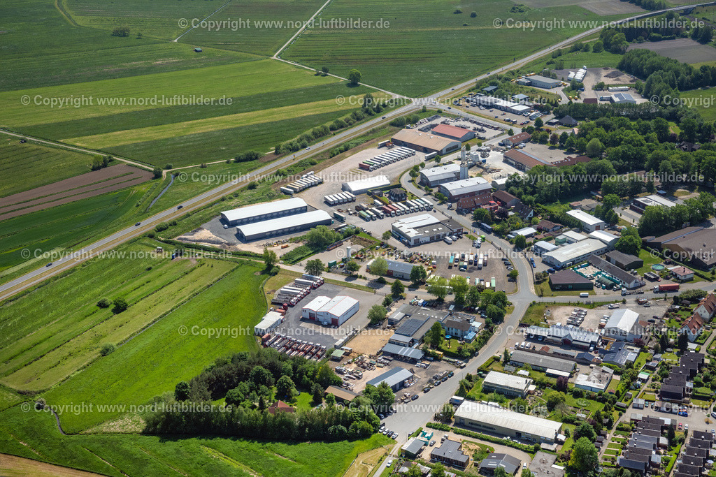 Horneburg_Gewerbegebiet_ELS_7714280523 | HORNEBURG 28.05.2023 Gewerbegebiet und Firmenansiedlung " Am Poggenpohl " in Horneburg im Bundesland Niedersachsen, Deutschland. // Industrial estate and company settlement " Am Poggenpohl " in Horneburg in the state Lower Saxony, Germany. Foto: Martin Elsen