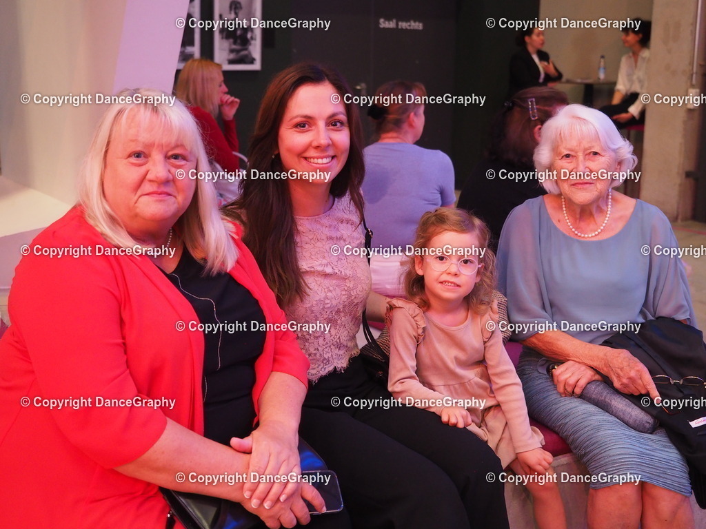 P7261431 | DanceGraphy - Realisiert mit Pictrs.com