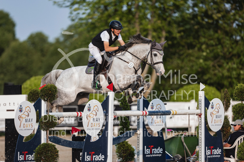 250531_MayDays_2Ph-S1-575 | Deine schönsten Turniermomente als professionelle Fotos! Entdecke hochwertige Pferdesport-Fotografie im Online-Shop. Jetzt Fotos finden & bestellen!
