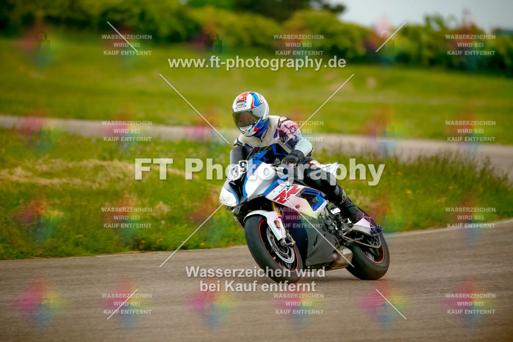 _MOT2553 | Hier findet Ihr Bilder von Touristenfahrten auf der Nürburgring Nordschleife oder von anderen Veranstaltungen die ich besucht habe. Viel Spass beim Durch Schauen 