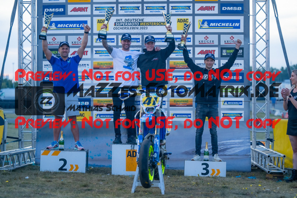 MaZZes_FotoMatrix_231001_1316 | S1