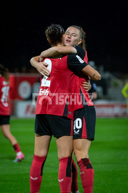 20240927_NSZ_7485 | Erleichterung bei Synne Skinnes Hansen (Bayer Leverkusen,No.10) nach dem Sieg. Hier mit Selina Ostermeier (Bayer Leverkusen,No.02)DEU, Leverkusen, 27.09.2024 Fußball, Frauen, Google Pixel Frauen-Bundesliga, Saison 2024/2025, 4. Spieltag, Bayer 04 Leverkusen - TSG HoffenheimDIE DFB-RICHTLINIEN UNTERSAGEN JEGLICHE NUTZUNG VON FOTOS ALS SEQUENZBILDER UND/ODER VIDEOÄHNLICHE FOTOSTRECKEN - Realisiert mit Pictrs.com