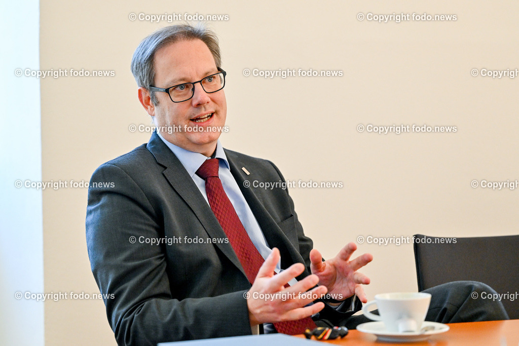 Stefan Koch (Rektor Johannes Kepler Universitaet Linz_ JKU)_ 27.09.2023-4 | 27.09.2023, Johannes Kepler Universitaet Linz, AUT, Stefan Koch, im Bild Stefan Koch (Rektor Johannes Kepler Universitaet Linz, JKU)