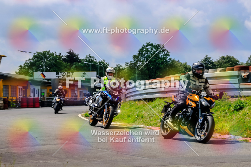 _TCM3354 | Hier findet Ihr Bilder von Touristenfahrten auf der Nürburgring Nordschleife oder von anderen Veranstaltungen die ich besucht habe. Viel Spass beim Durch Schauen 