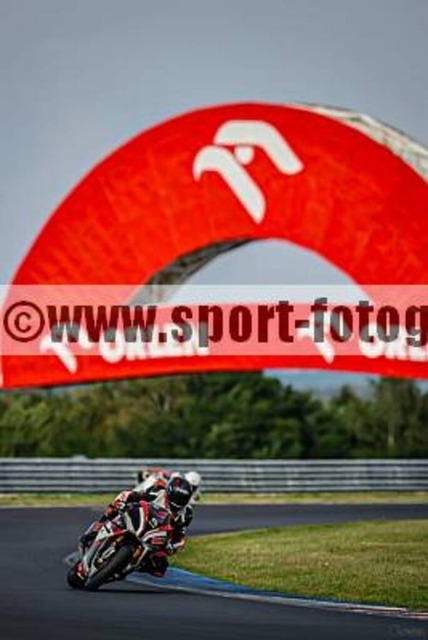 spof5980 | Professionelle Fotos von Sportveranstaltungen, aber auch Hochzeiten und anderen Events. - Realisiert mit Pictrs.com