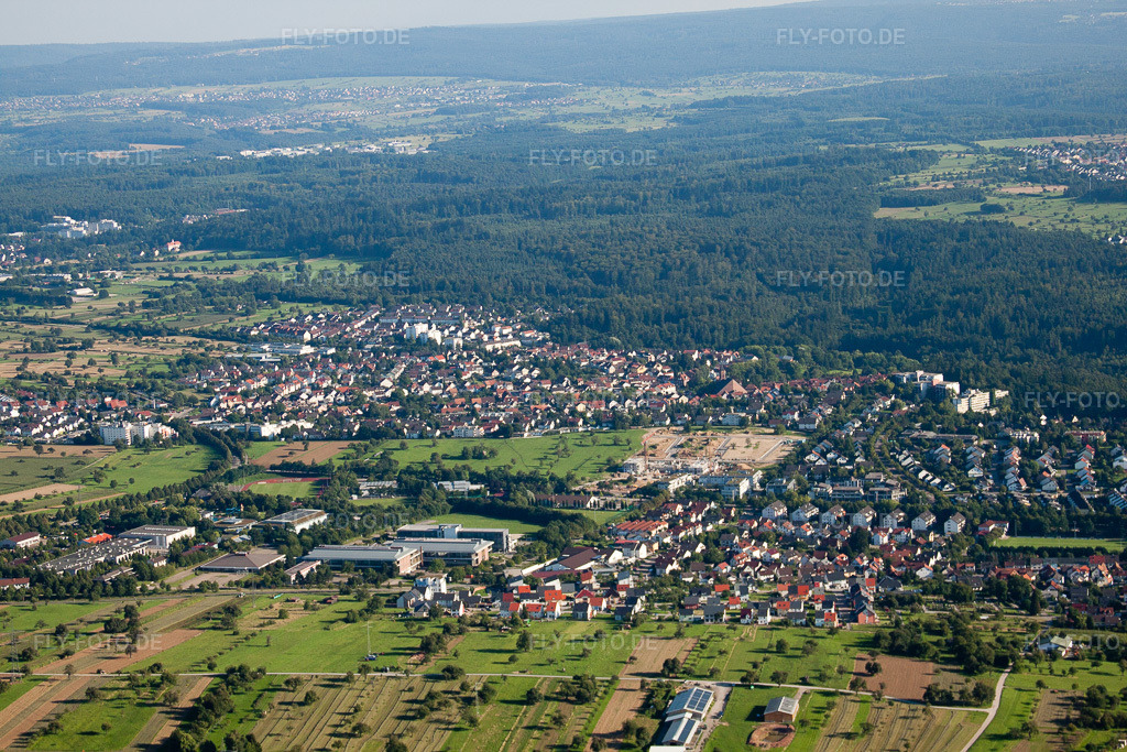 Luftbild: Ortsansicht von Norden im Ortsteil Busenbach in Waldbronn im Bundesland Baden-Württemberg in Deutschland. Foto: IMG_32377.jpg vom 21.08.2010 durch Werner Riehm/FLY-FOTO.de