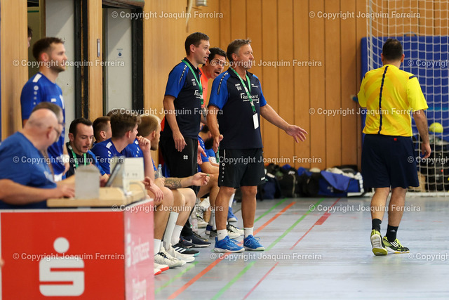 msgII_00819 | despor 2022.10.23 HB Männer Landesliga - Süd MSG Umstadt/Habitzheim II - HSG Kahl/Kleinostheim emspor, emonline, despor,  v.l.,  
 - Realisiert mit Pictrs.com