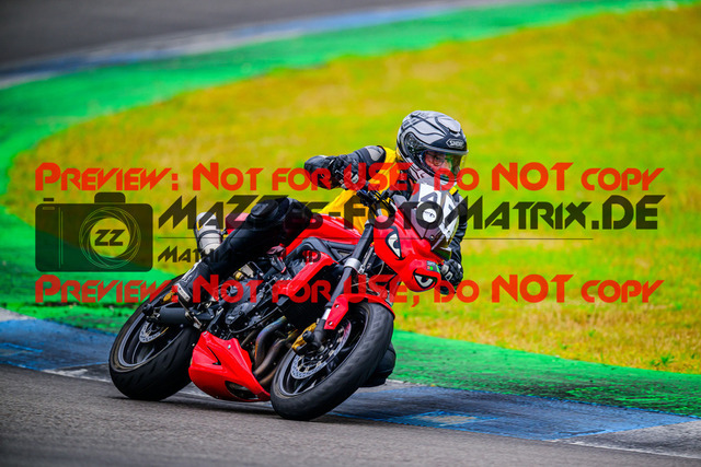 MaZZes_FotoMatrix_240614_6007705_2-511 | INST