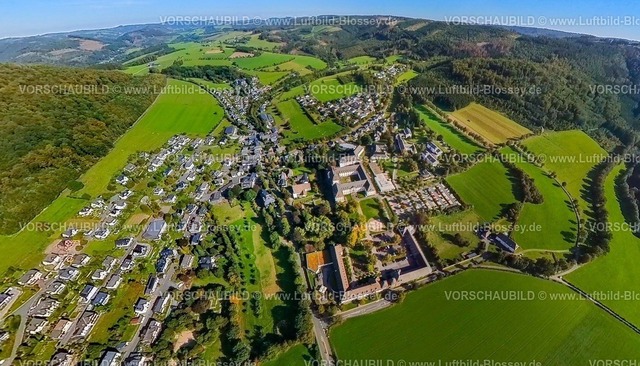 Schmallenberg230990369KlosterGrafschaft | Luftbild, Ortsansicht Ortsteil Kloster Grafschaft mit Fachkrankenhaus, Erdkugel, Fisheye Aufnahme, Fischaugen Aufnahme, 360 Grad Aufnahme, tiny world, Grafschaft, Schmallenberg, Sauerland, Nordrhein-Westfalen, Deutschland