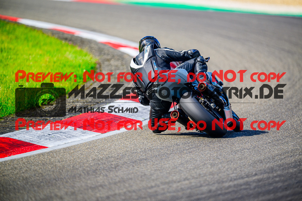 MaZZes_FotoMatrix_240519_6007705_0672 | Fotograf Mathias Schmid
Sportfotograf,
Eventfotograf,
Hochzeitsfotograf,
Portraitfotograf