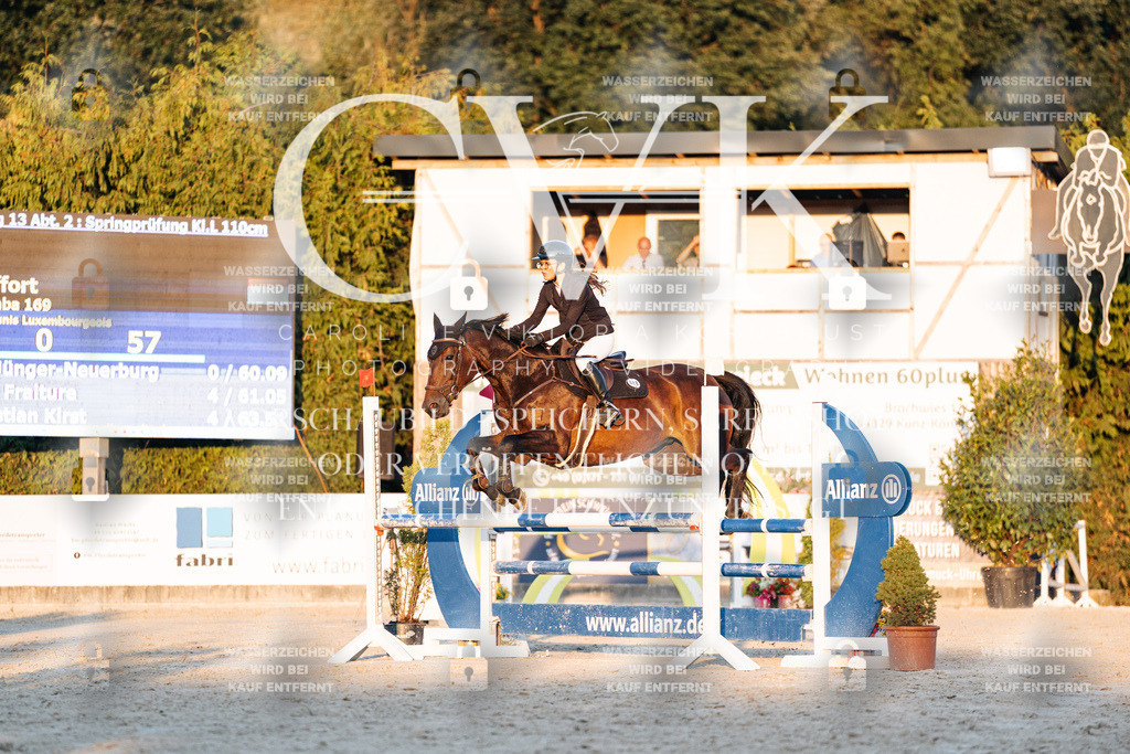 CK901232 | Turnierfotografie Pferdefotografie Trier Rheinland-Pfalz Pferdesport Reitsport Tierfotografie Sportfotografie Pferdevideo Pferdevideografie Equestrianvideography equestrianphotography  - Realisiert mit Pictrs.com