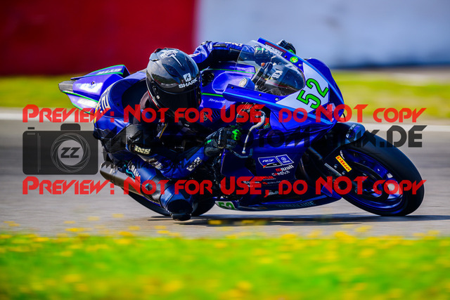 MaZZes_FotoMatrix_240831_6007705_7355 | R7