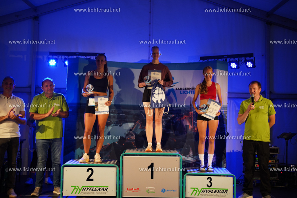 FSC00353 | Lichterlauf  - Realisiert mit Pictrs.com