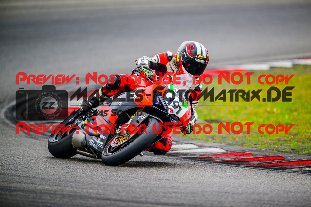 MaZZes_FotoMatrix_240717_6007705_4053 | ROT