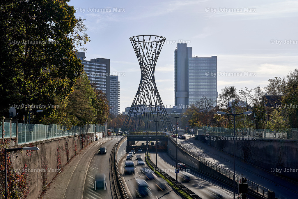 327-221030_31-Architektur München und Olympiapark-by_Johannes Marx | Professionelle Landschaftsfotografie, Inneneinrichtung, Kunst für Ihre Wohnung, Kanzlei, Praxis oder als Geschenk. Aussuchen und einfach liefern lassen. Raumgestaltungsberatung auf Anfrage. - Realisiert mit Pictrs.com