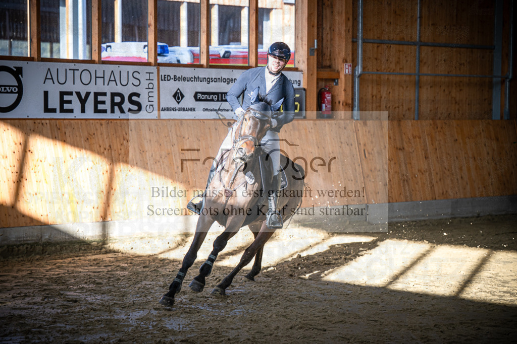 DOS_0741 | Entdecke hochwertige Reitturnierfotos von Foto Oger. Professionell, emotional und authentisch – jetzt Lieblingsmomente im Shop bestellen.Deutschlandweite Turnierfotografie. - Realisiert mit Pictrs.com