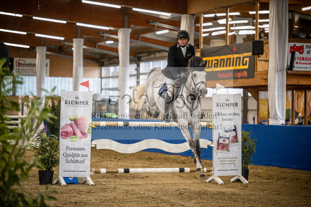 DOS_2826 | Entdecke hochwertige Reitturnierfotos von Foto Oger. Professionell, emotional und authentisch – jetzt Lieblingsmomente im Shop bestellen.Deutschlandweite Turnierfotografie. - Realisiert mit Pictrs.com