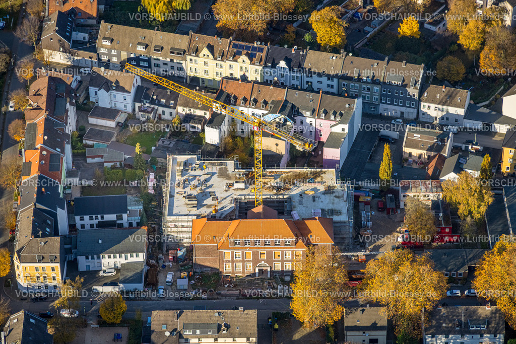Gelsenkirchen251103036 | Luftbild, Baustelle und Baukran mit Neubau an der GGS Glückaufschule, Ückendorf, Gelsenkirchen, Ruhrgebiet, Nordrhein-Westfalen, Deutschland