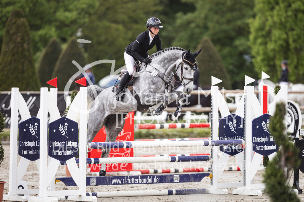 260508_PfSpTa_8_SprPf-A2-815 | Deine schönsten Turniermomente als professionelle Fotos! Entdecke hochwertige Pferdesport-Fotografie im Online-Shop. Jetzt Fotos finden & bestellen!