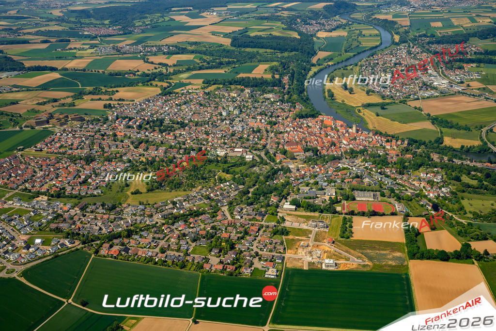 Das Luftbild zeigt  Bad Wimpfen - Die Luftaufnahme wurde 2023 vom UL-Flugzeug aus erstellt ( keine Drohne ) - Hochauflösende Luftaufnahme - Für grossformatige Ausdrucke geeignet. Die Geschenkidee !Mit Lizenz und Bildrechte bestellbar