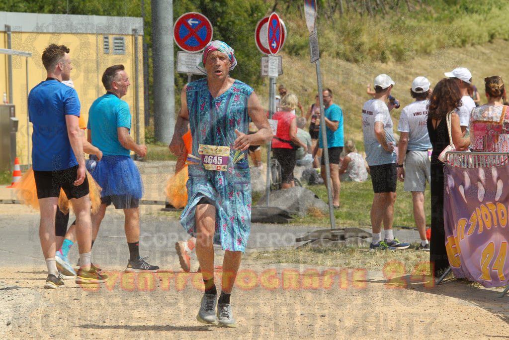 250614_1355_EV4_1421 | Sportfotografie im Rhein-Sieg Kreis, Köln, Bonn, NRW, Rheinland Pfalz, Hessen, etc. Unser Tätigkeitsfeld umfasst den Laufsport vom Volkslauf über den Marathon, Duathlon, Triathon bis zum Ultralauf wie Kölnpfad Ultra oder Schindertrail.