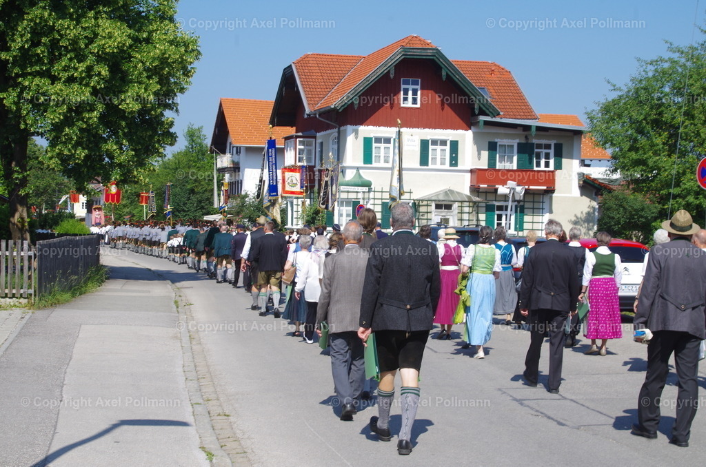 IMGP4249 | fotografiert von Axel PollmannLeonhardi Wallfahrt Benediktbeuern und Murnau, Fronleichnam, Fasching, Landschaft im Loisachtal und Benediktbeuern  - Realisiert mit Pictrs.com