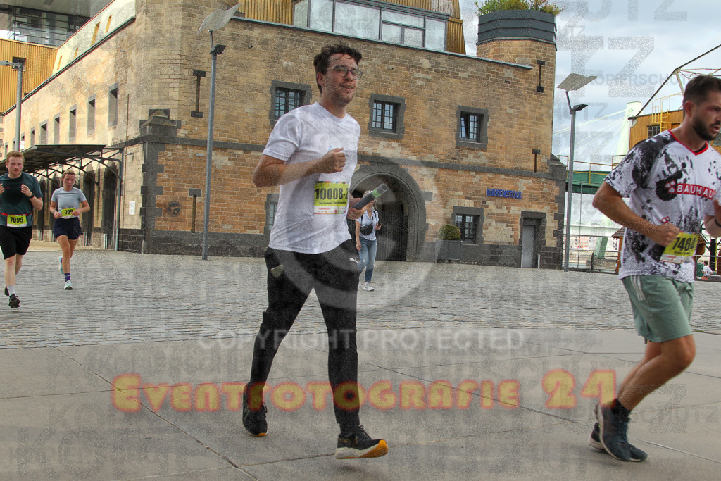 250920_1522_EV4_8629 | Sportfotografie im Rhein-Sieg Kreis, Köln, Bonn, NRW, Rheinland Pfalz, Hessen, etc. Unser Tätigkeitsfeld umfasst den Laufsport vom Volkslauf über den Marathon, Duathlon, Triathon bis zum Ultralauf wie Kölnpfad Ultra oder Schindertrail.