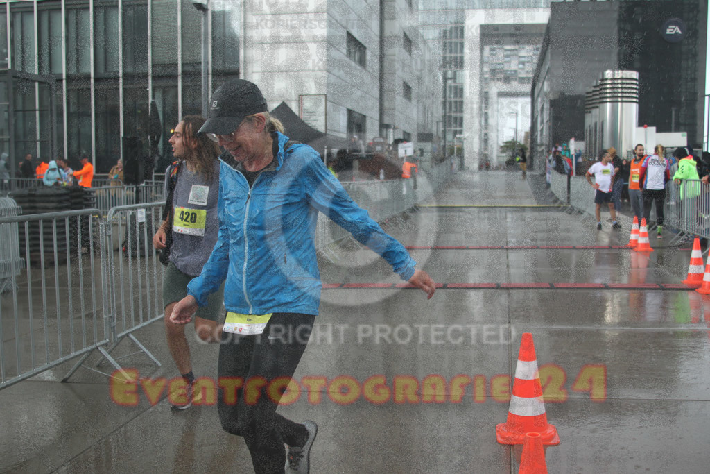 220917_1524_EV4_7726 | Sportfotografie im Rhein-Sieg Kreis, Köln, Bonn, NRW, Rheinland Pfalz, Hessen, etc. Unser Tätigkeitsfeld umfasst den Laufsport vom Volkslauf über den Marathon, Duathlon, Triathon bis zum Ultralauf wie Kölnpfad Ultra oder Schindertrail.