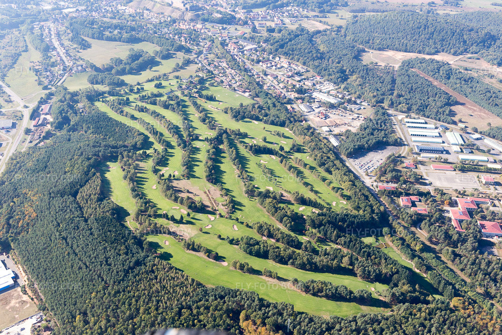 Aerial view: Golf de Bitche in Bitsch in the state Moselle, France. – Photo: IMG_095141.jpg taken on 10/16/2016 by Werner Riehm/FLY-FOTO.com – Resolution of the original: 5472 x 3648 px