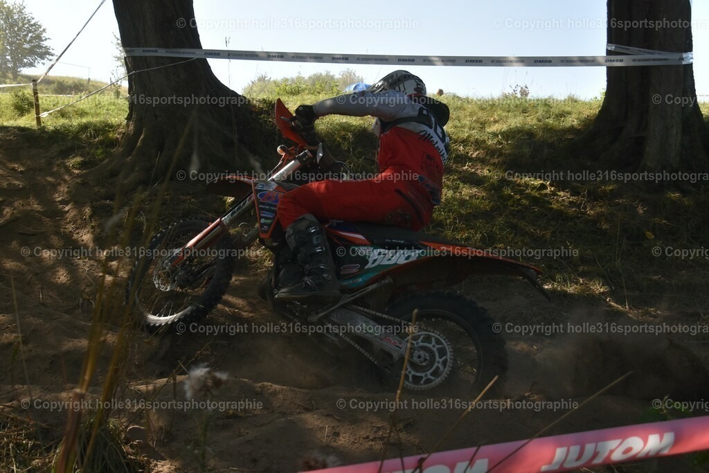 DSC_0226 | Sportfotografie , Motorsport, Motoross, Reitsport, Mointainbike, Enduro,
Landschaft , Outdoor, Eventfotografie, Landschaft, Bilder online bestellen - Realisiert mit Pictrs.com