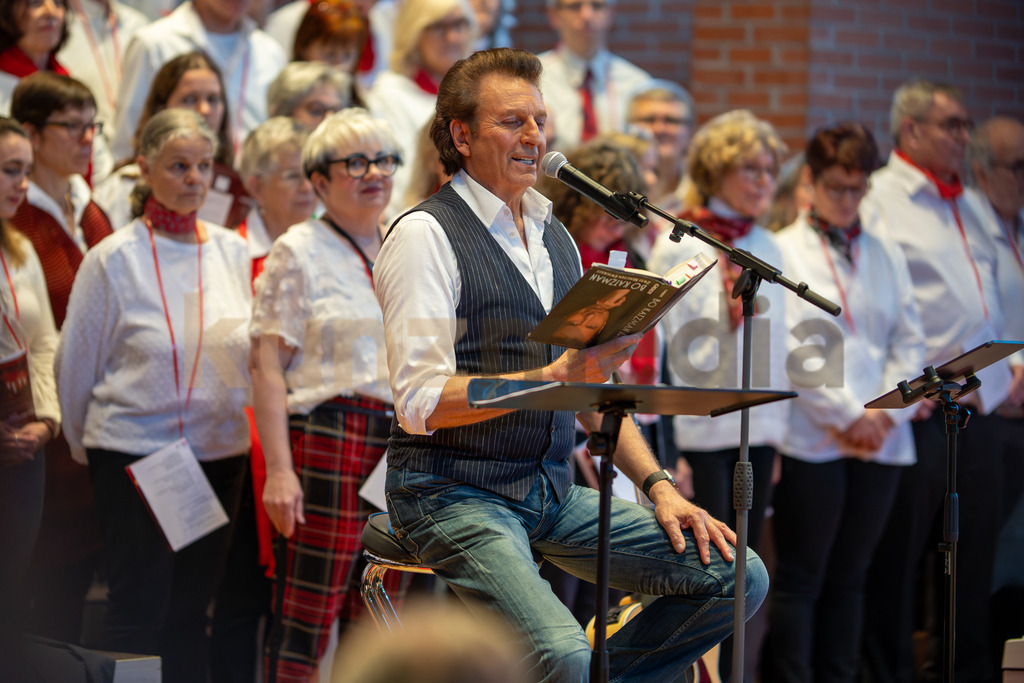 079_Weihnachts-Singen mit Bo Katzman und dem Feelgood-Chor_kunzmedia.ch | OnlineShop für Bilder kunzmedia.ch