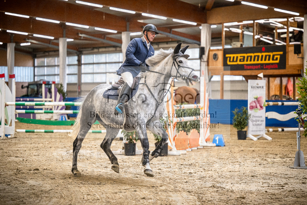 DOS_B1198 | Entdecke hochwertige Reitturnierfotos von Foto Oger. Professionell, emotional und authentisch – jetzt Lieblingsmomente im Shop bestellen.Deutschlandweite Turnierfotografie. - Realisiert mit Pictrs.com