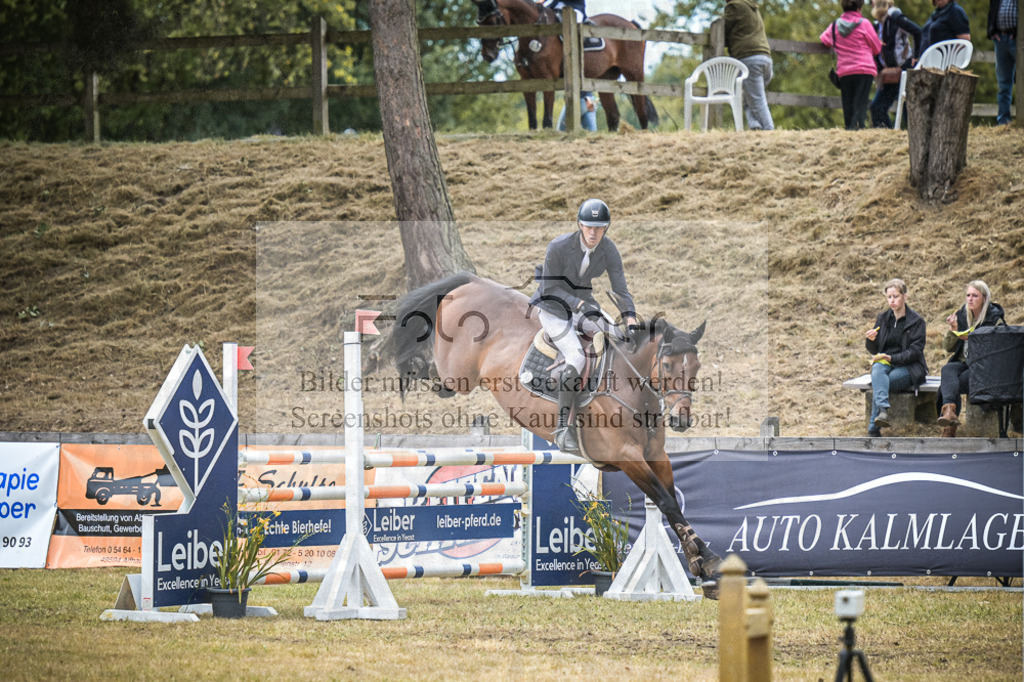 DOS_0097 | Entdecke hochwertige Reitturnierfotos von Foto Oger. Professionell, emotional und authentisch – jetzt Lieblingsmomente im Shop bestellen.Deutschlandweite Turnierfotografie. - Realisiert mit Pictrs.com
