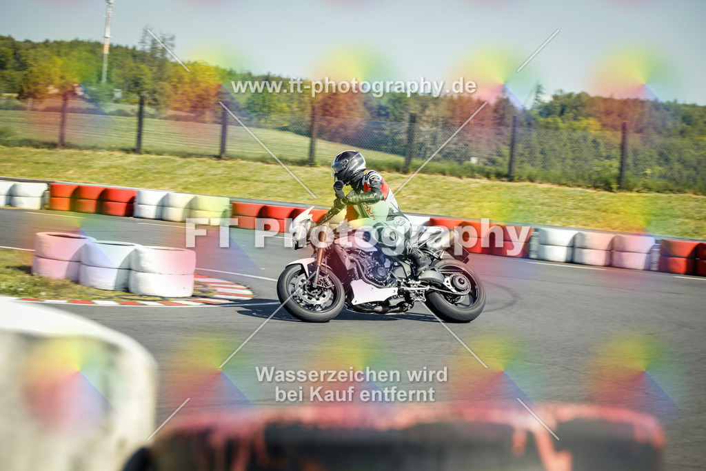OBK_Mai_Volker_Adam-10335 | Hier findet Ihr Bilder von Touristenfahrten auf der Nürburgring Nordschleife oder von anderen Veranstaltungen die ich besucht habe. Viel Spass beim Durch Schauen 
