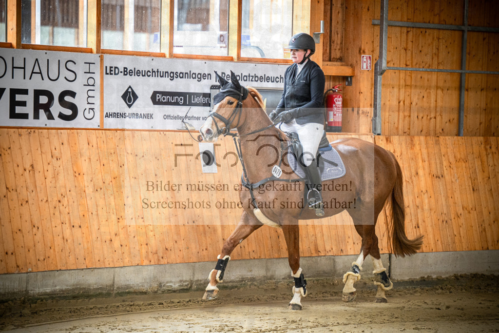 DOS_0134 | Entdecke hochwertige Reitturnierfotos von Foto Oger. Professionell, emotional und authentisch – jetzt Lieblingsmomente im Shop bestellen.Deutschlandweite Turnierfotografie. - Realisiert mit Pictrs.com