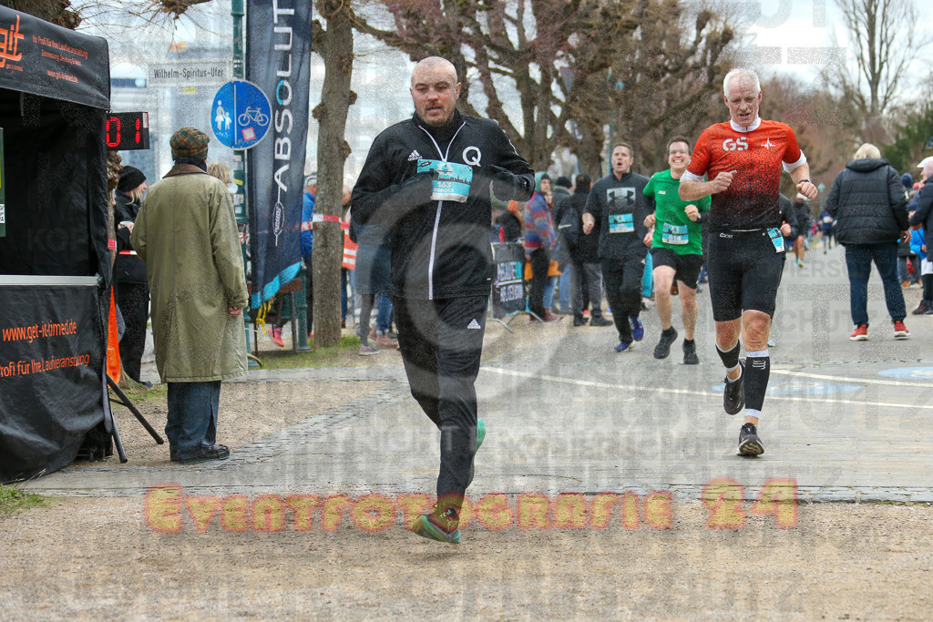 231231_1159_EX1_4940 | Sportfotografie im Rhein-Sieg Kreis, Köln, Bonn, NRW, Rheinland Pfalz, Hessen, etc. Unser Tätigkeitsfeld umfasst den Laufsport vom Volkslauf über den Marathon, Duathlon, Triathon bis zum Ultralauf wie Kölnpfad Ultra oder Schindertrail.