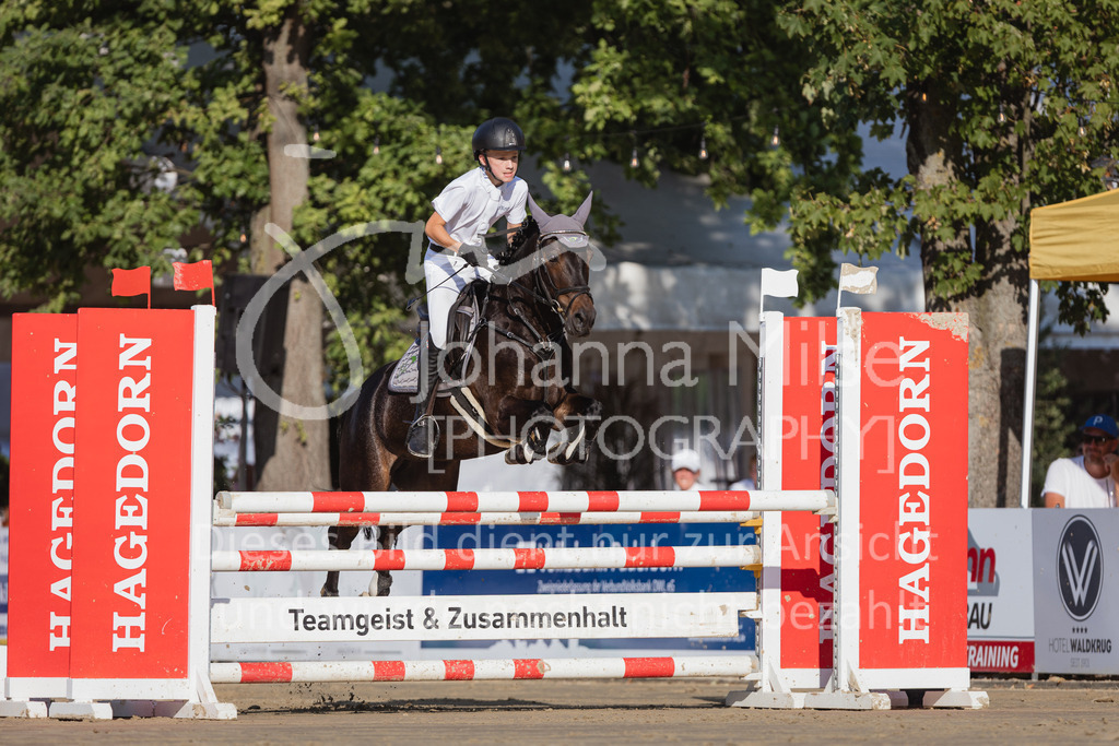 220825_Delbrueck_PonyTrophy-166 | Deine schönsten Turniermomente als professionelle Fotos! Entdecke hochwertige Pferdesport-Fotografie im Online-Shop. Jetzt Fotos finden & bestellen!