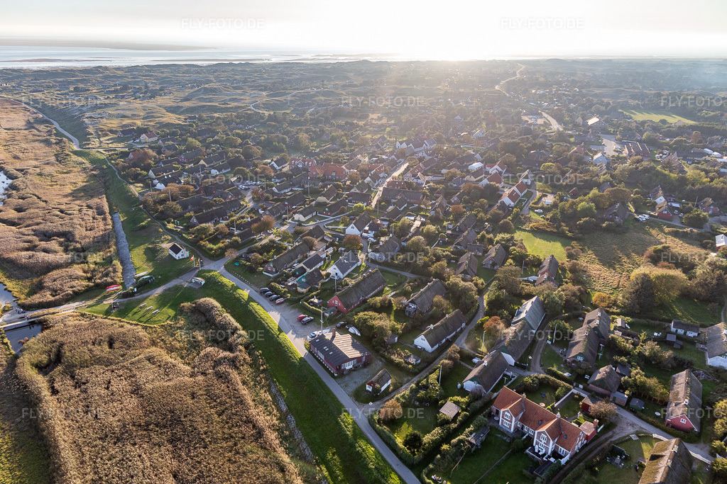 Luftbild: Ortsansicht in Fanø im Bundesland Syddanmark in Dänemark. Foto: IMG_118894.jpg vom 21.09.2019 durch Werner Riehm/FLY-FOTO.de