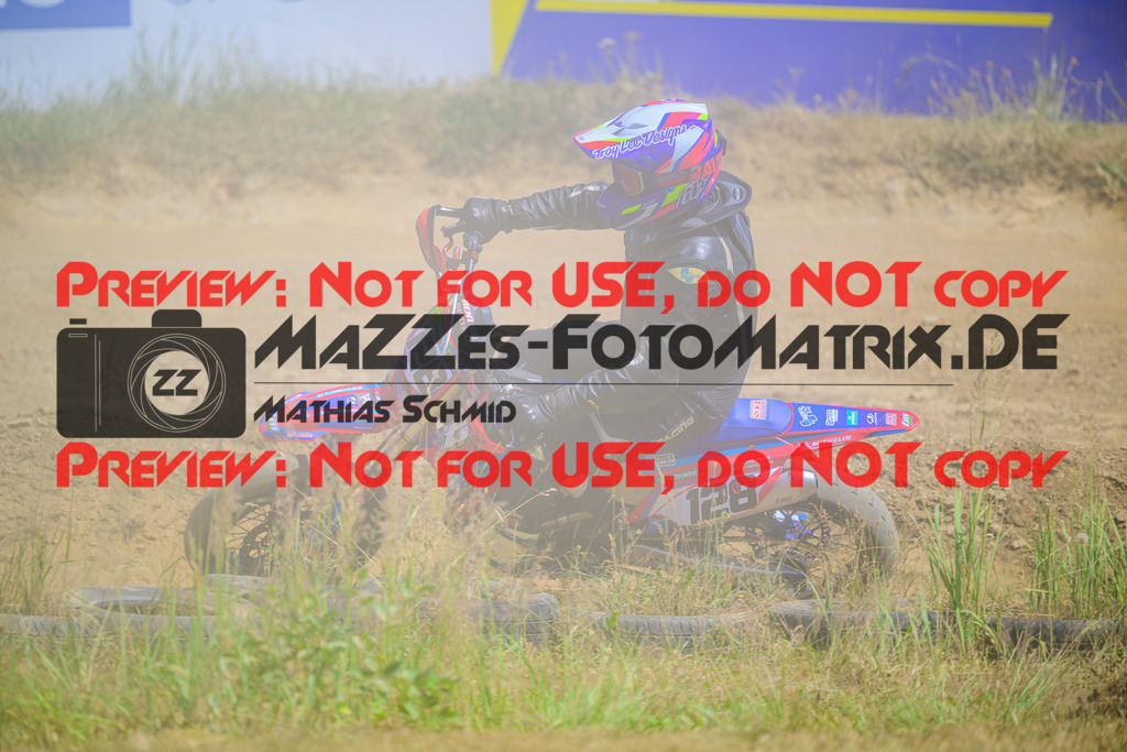 MaZZes_Fotomatrix_20250704_6007705_8012 | GELB