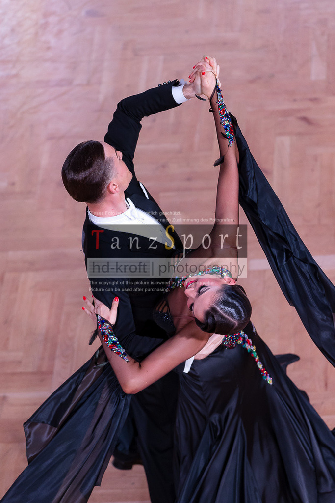 20240706_WDSF_RS_Std_10035 | Tanzsportbilder, Standardtanz, Lateintanz, WDSF, DTV, LTVB, dancecomp, goc, hessen tanzt, blaues band der spree, walzer, tango, wiener walzer, slowfox, quickstepp, samba, rumba, cha-cha-cha, paso doble. jive, hd-kroft photography, turniertanzsport