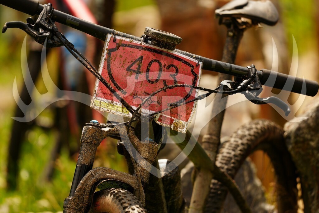 Image00402 | Fotogalerie der Treibjagd im Dunkelwald - Dein MTB Etappenrennen im Erzgebirge - Realisiert mit Pictrs.com