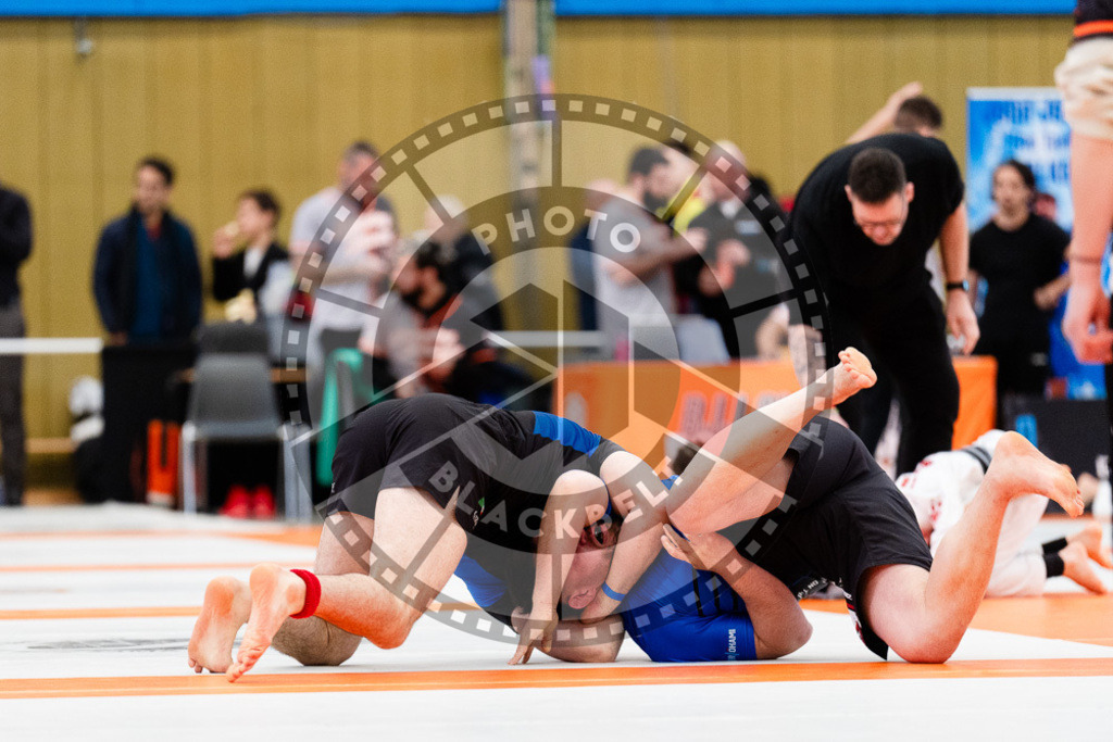 20251122PBB10030 | Athletes compete during the Grappling Industries Berlin Jiu-Jitsu and Grappling Championship, on November 22, 2025 in Berlin, Germany. © photoblackbelt