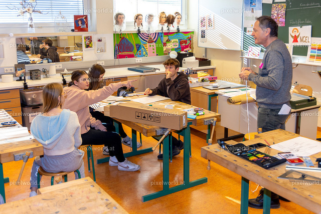 Hackathon - Tag 1 | Bildershop von pixelworld.at - Realisiert mit Pictrs.com